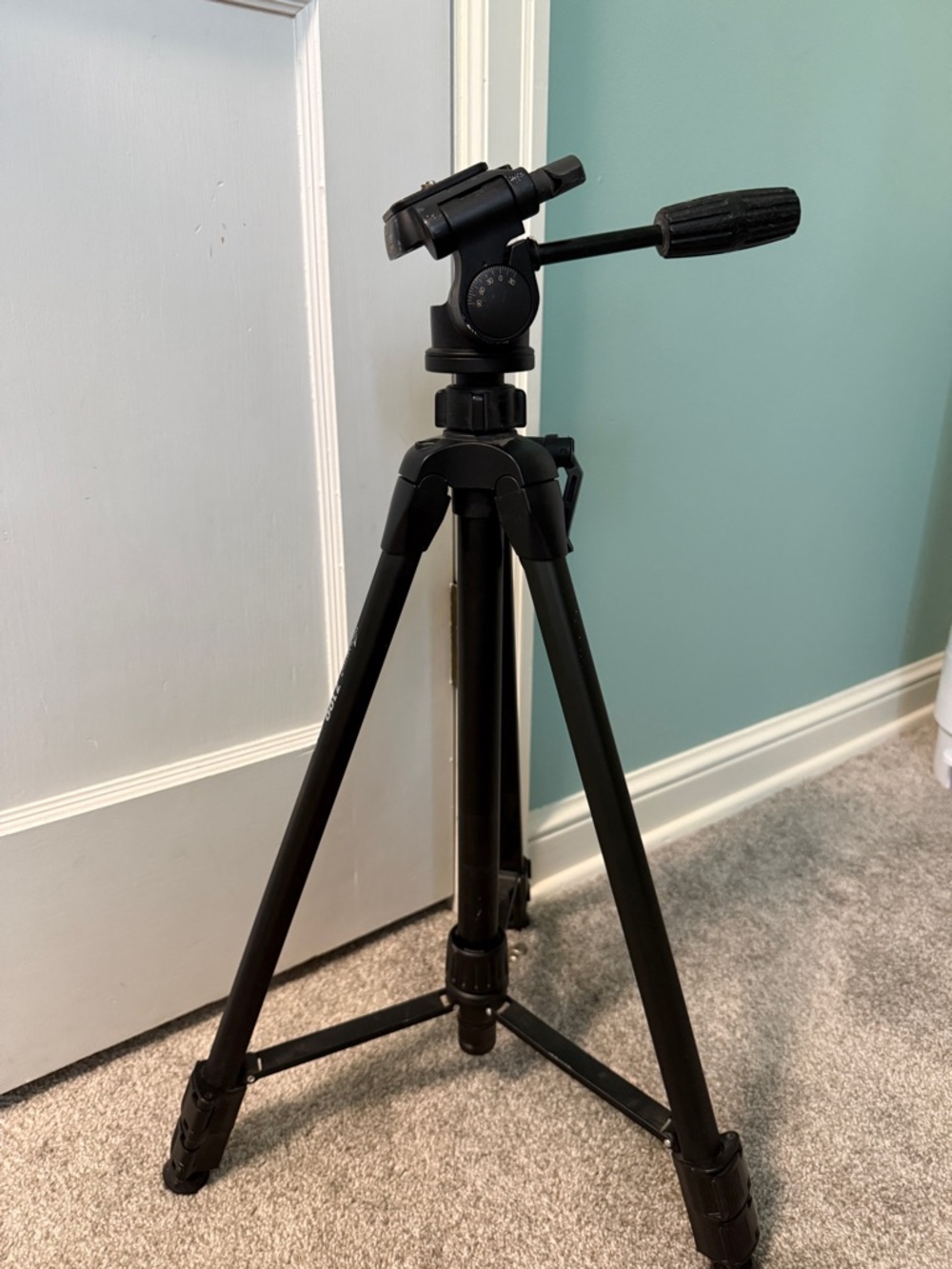 Black Camera Tripod with Fluid Head - Lightweight Support